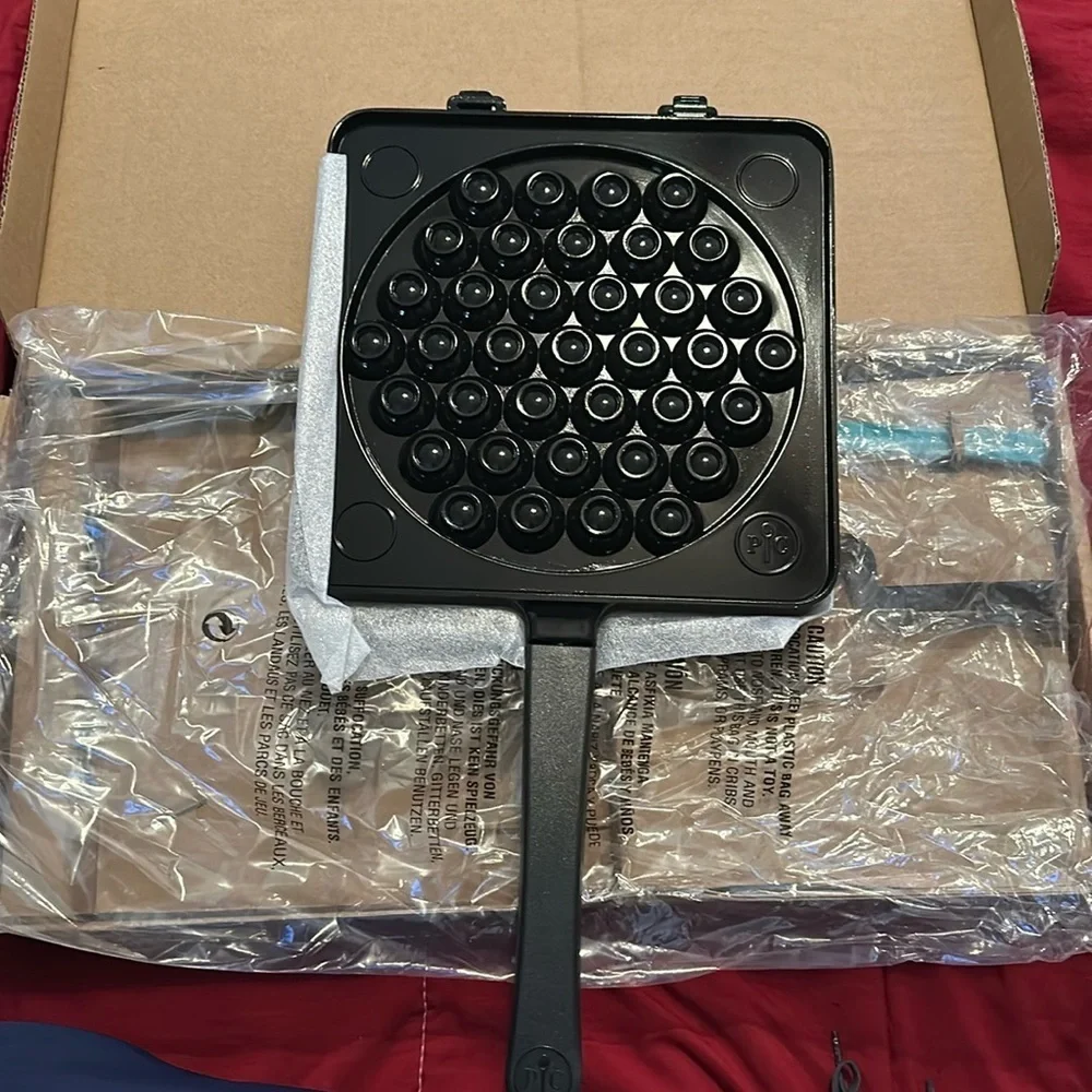 Pampered Chef Waffle Puff Pan